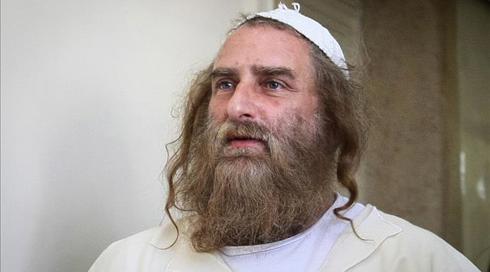 ראש הכת דניאל אמבש שנידון ל-26 שנות מאסר מת בכלא