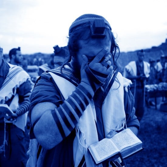 "כולם השתתפו בשמחתנו": אביו של החייל החרדי שזכה לקבלת פנים נרגשת משכניו מספר