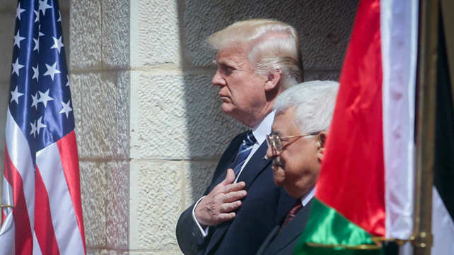 אבו מאזן וטראמפ בבית לחם, בשנה שעברה
