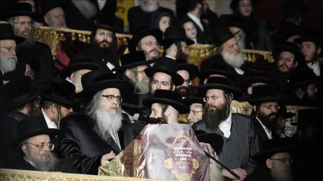 אלפים בעצרת האדמו"ר מסאטמר