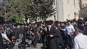 הפגנות חרדים נגד הסגרת עריקים במגרש הרוסים בירושלים, 10.06.26
