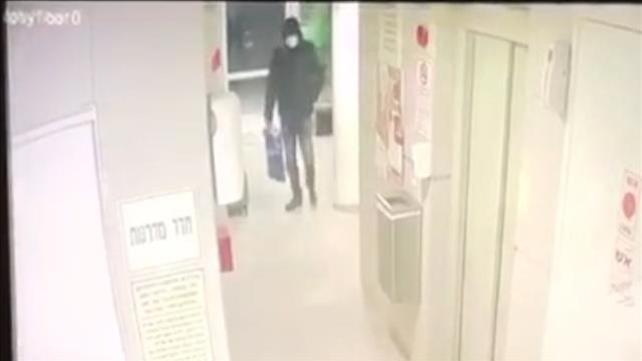 ניסיון הצתת חדר מדרגות בבניין מגורים בלוד