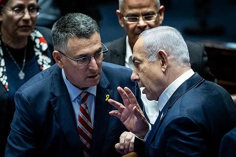 ראש הממשלה בנימין נתניהו ושר החוץ גדעון סער, נובמבר 2024