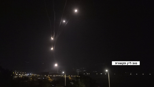 ירי רקטות וטילים בשמי קריית שמונה ואצבע הגליל 