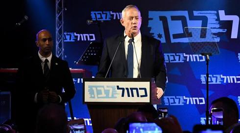 גנץ: "פניו של נתניהו לבחירות, הקמפיין שלו החל"