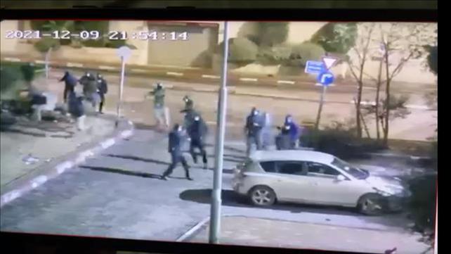 יידוי אבנים לרכב בשכונת שייח' ג'ראח, 09.12.21