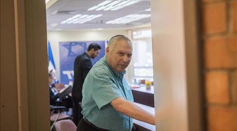 נתן אשל הגיב לסערה: "אני סבא גאה לנכדים מרוקאים"