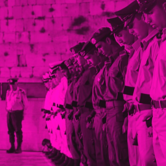 למה כבר לא נכתבת כאן ספרות לוחמים?