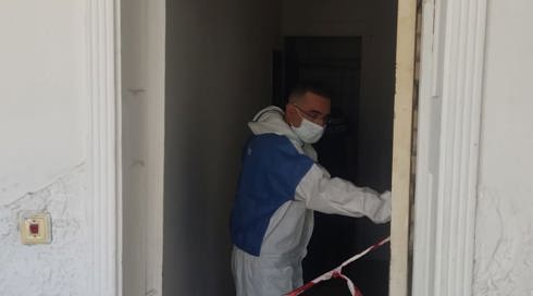 חשד לרצח בחיפה: במהלך שיפוצי הדירה - גופה נמצאה בתוך קיר בחיפה