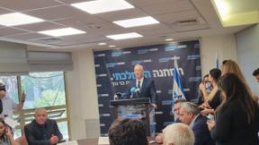 בני גנץ