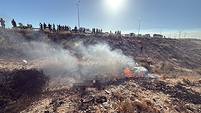 הרכב השרוף, סמוך לכביש 40