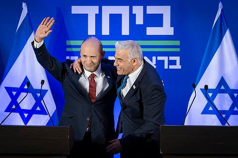 יאיר לפיד ונפתלי בנט בהצהרה על האיחוד, 26 באפריל 2026