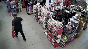 פרשת "פרינוק": מצלמות האבטחה חשפו את החשוד שהחדיר חומרי הרדמה למחית התינוקות