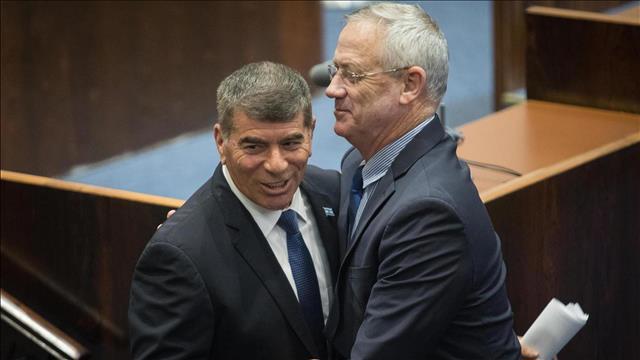 בני גנץ וגבי אשכנזי