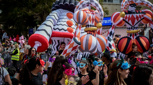 תהלוכת "פורים מאוחדים" יוצאת לדרך בירושלים