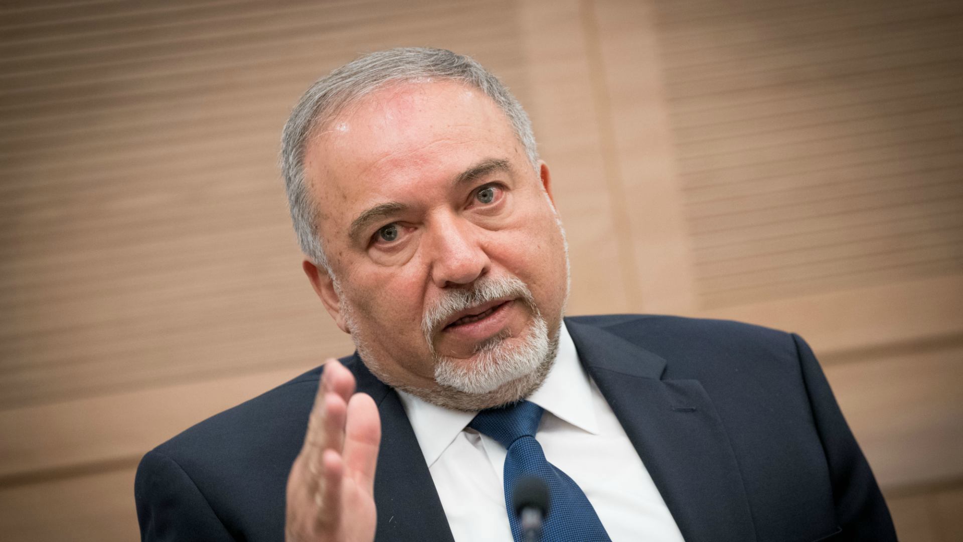 שר הביטחון אביגדור ליברמן בדיון בכנסת