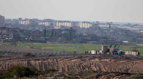מקימי המכשול בגבול הרצועה סירבו לעבוד - מחשש לחייהם