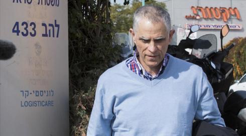 תיק 2000: נבחנת אפשרות להעמיד לדין את ארנון מוזס, לצד סגירת התיק נגד נתניהו