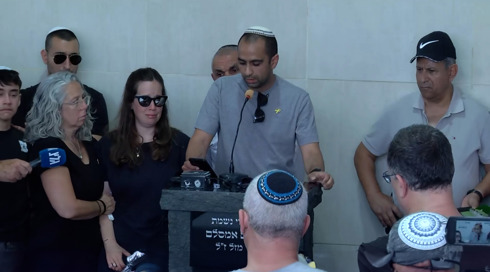 המונים ליוו את חנן ומישל שגופתם חולצה מעזה בדרכם האחרונה