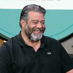 מחבר יניב סוויסה
