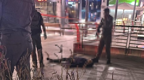 הפיגוע בגן יבנה: המחבל דקר מתאמנים בחדר הכושר ונוטרל מחוץ לקניון