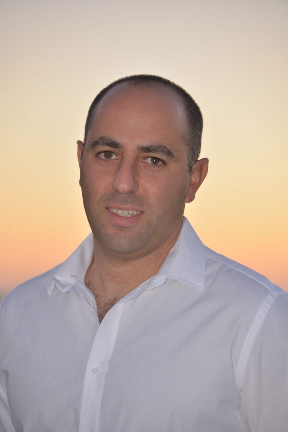 תום איש שלום