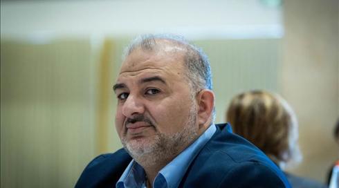 למרות הפגישה עם לפיד: מנסור עבאס יחרים את ישיבת ראשי הקואליציה הערב