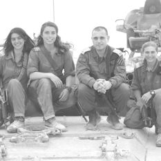 Graduates of IDF course for female tank commanders
