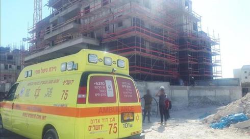 פועל בניין נהרג באתר בנייה ברמת בית שמש