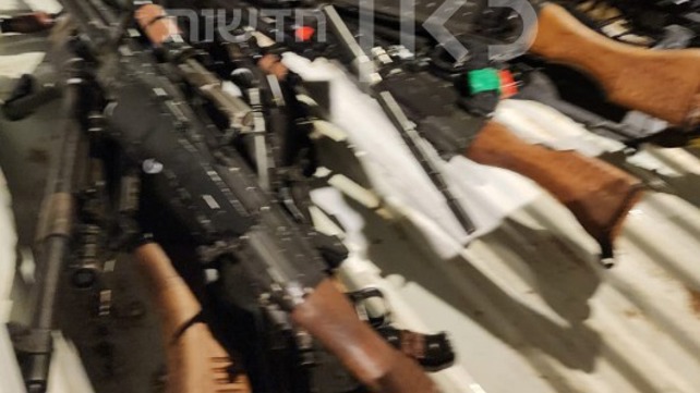 כלי נשק שנמצאו פזורים בצפון