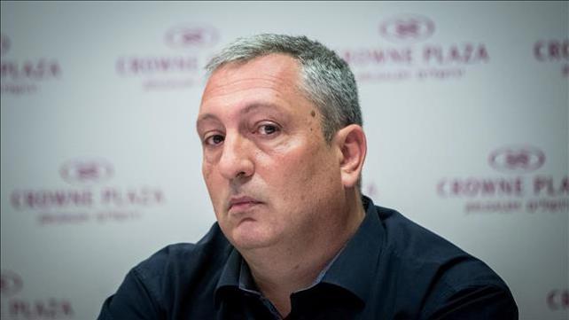 ניר חפץ בבית המשפט 
