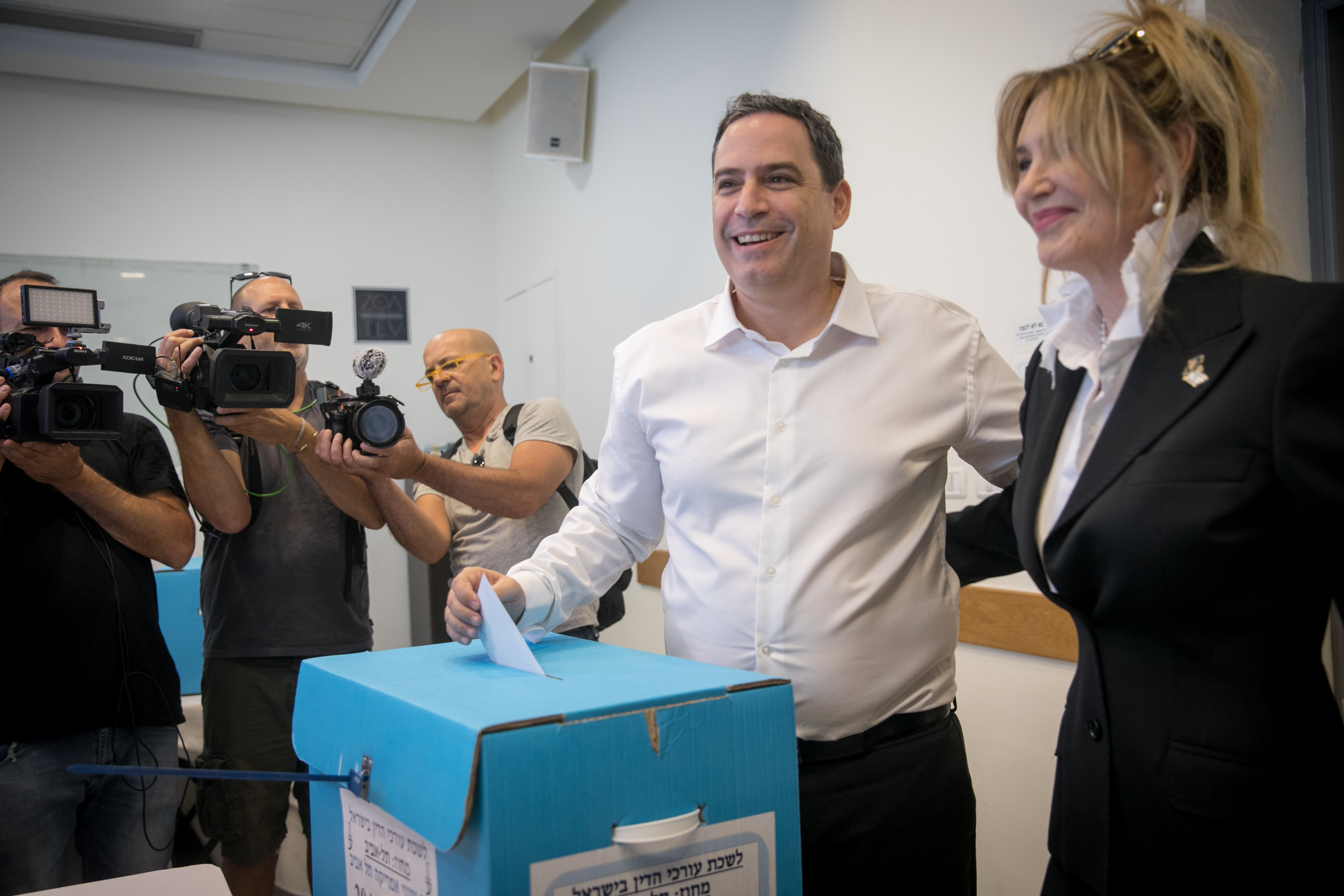 עמית בכר