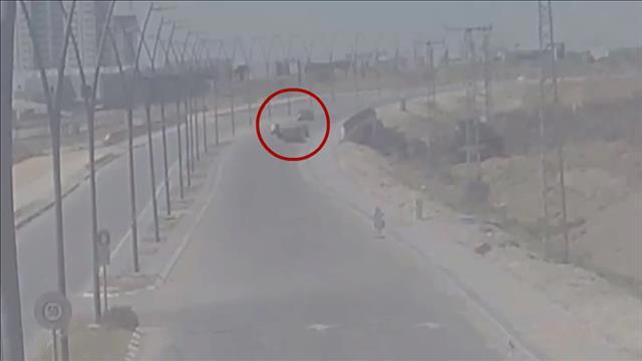 תיעוד הדקירה בכביש בקריית גת