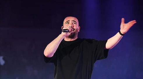 "הבטחות צריך לקיים": עומר אדם הכריז על מועדי הופעות הפיצוי לקהל