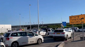 כאוס המוניות בנתב"ג