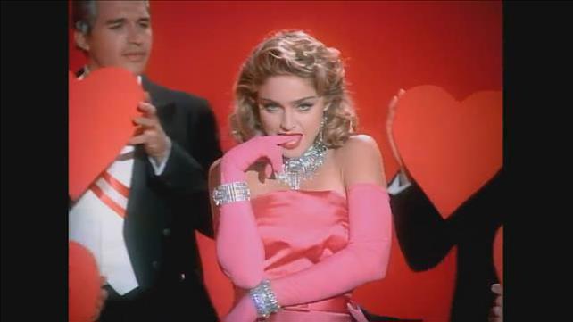 מדונה מתוך Material Girl
