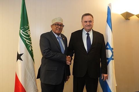 שר הביטחון כ
