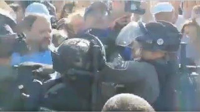 אחמד טיבי בהפגנה בשייח ג'ראח 