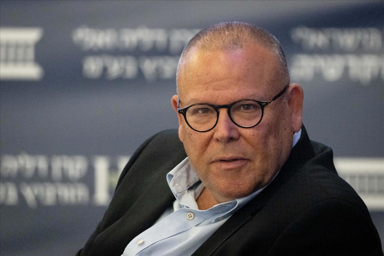 ארנון בר-דוד