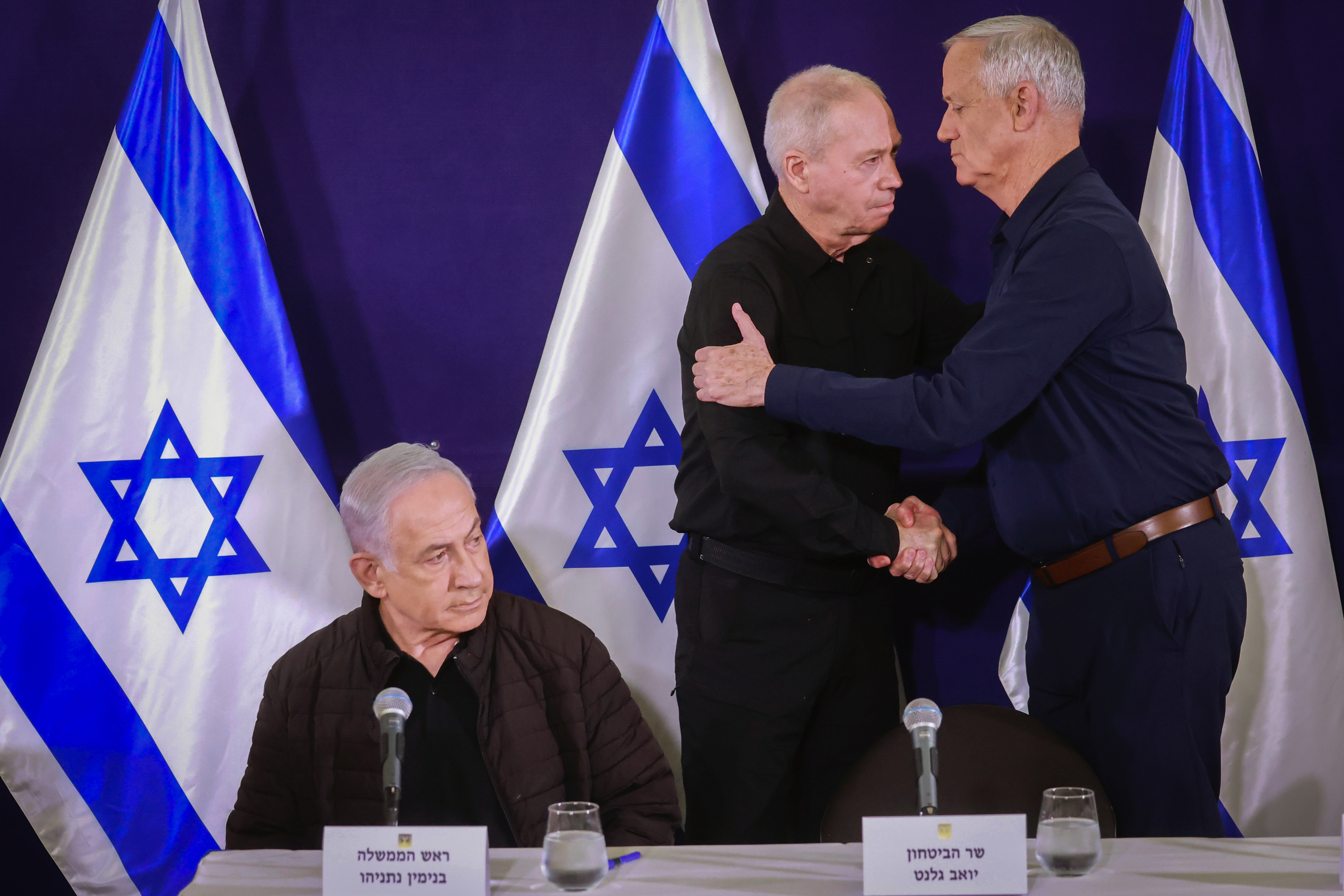 בני גנץ, יואב גלנט ובנימין נתניהו