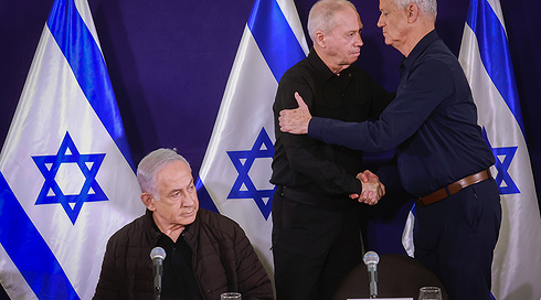 "גלנט וגנץ מתנשקים בפה": המתקפות של הח"כים בסיעת הליכוד