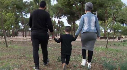 "בכלא, כמו כלב": ילד אוטיסט נשאר בבידוד בגן למשך שעות