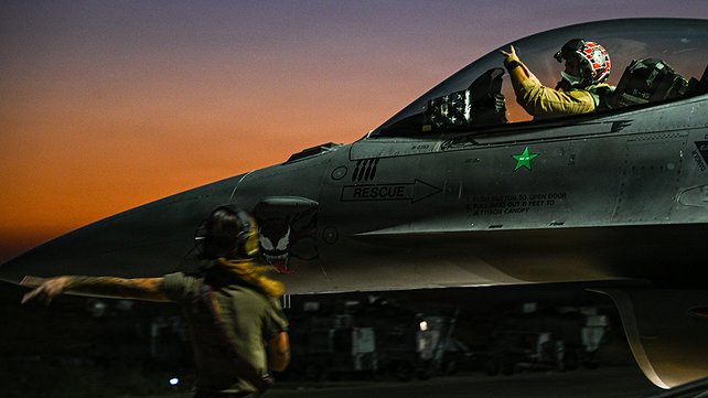 מטוס F 16 אמריקני