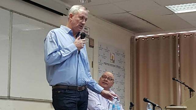 הרמטכ"ל לשעבר בני גנץ