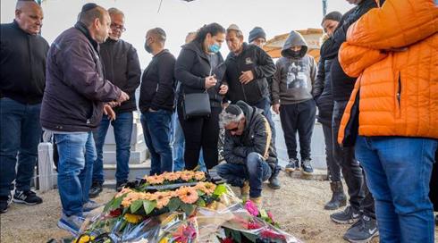 קרובי המחבל ביקשו לנחם, משפחת הנרצחת סירבה: "לא מתאים כרגע"
