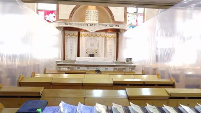 תוקעים בשופר תחת ההגבלות: ההכנות בבתי הכנסת