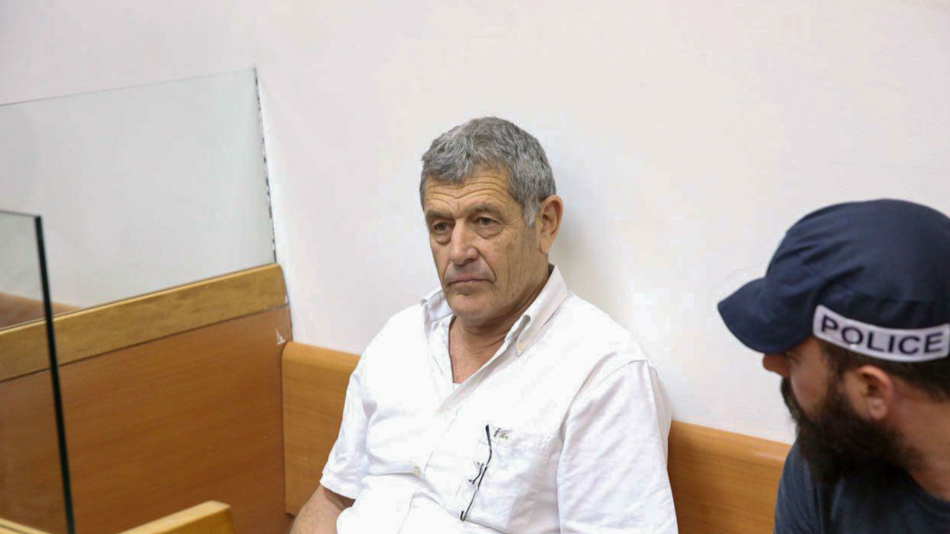 איש העסקים מיקי גנור בבית המשפט (צילום: מוטי קמחי,