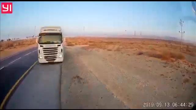 תאונה חזיתית בין שתי משאיות בכביש 25 - 13.9.19