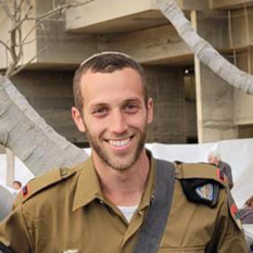 605 אמתי צבי גרנות