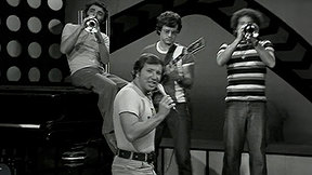 אריאל מוסקונה עוד להיט בנתיים. 1977